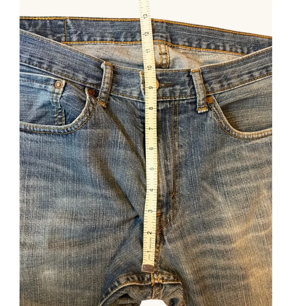 LEVI'S Men's 559 Relaxed Straight Fit Jeans Blue 33 x 32 Distressed 34 x 30.5